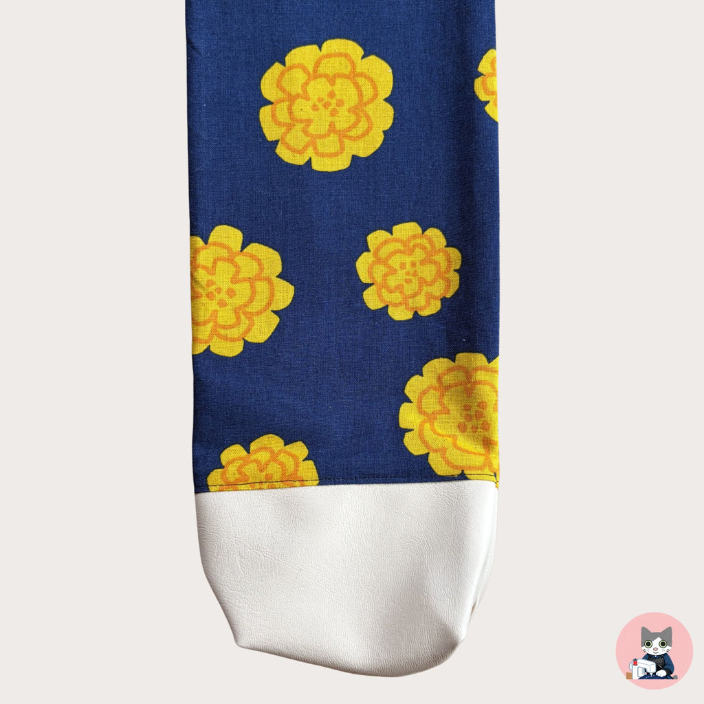 Bright Yellow Flower (Navy)