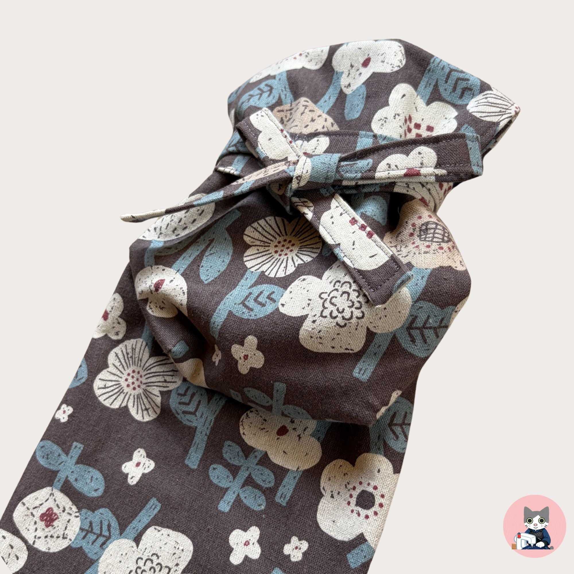 A Nordic Floral (Brown)