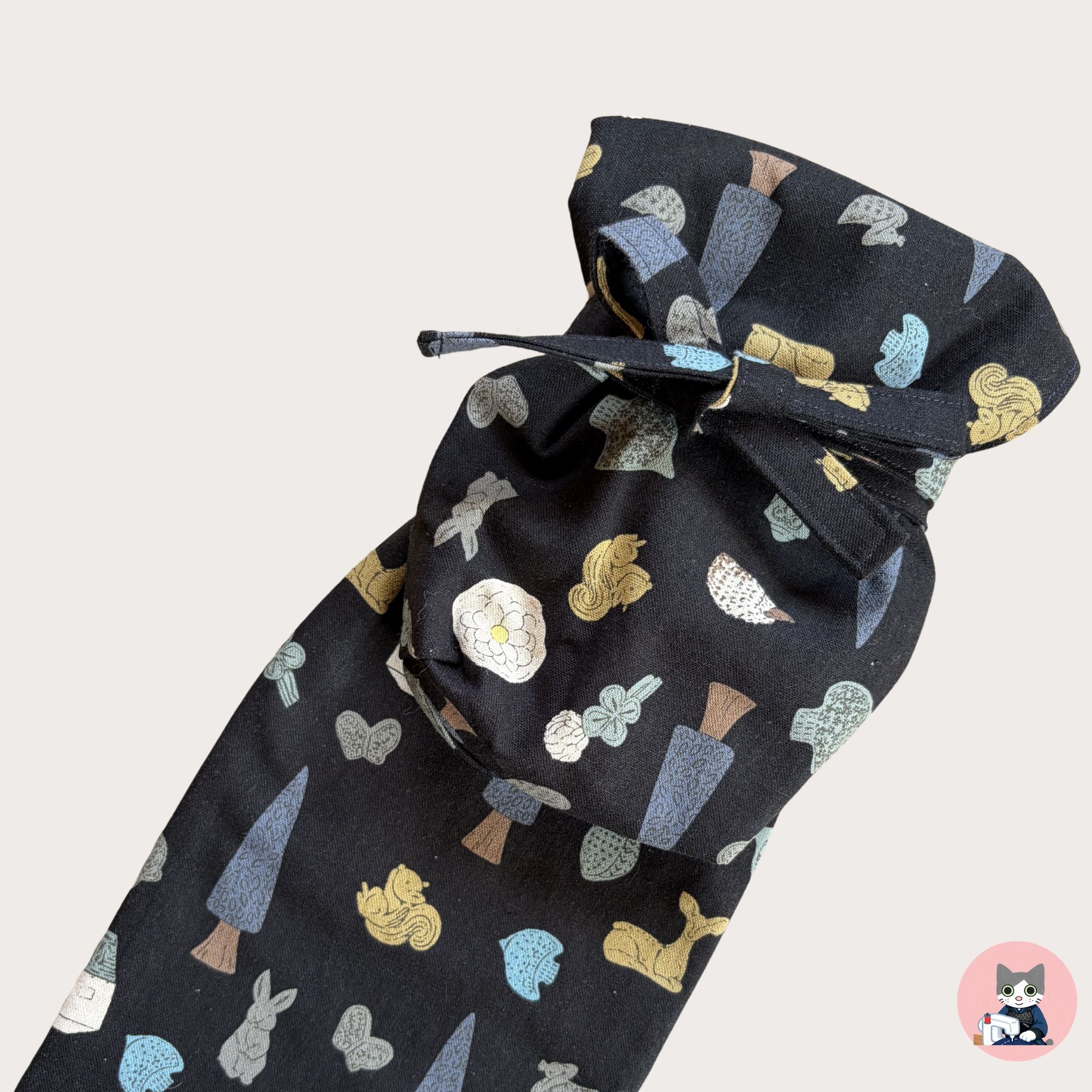 Forest animal friends (Black)