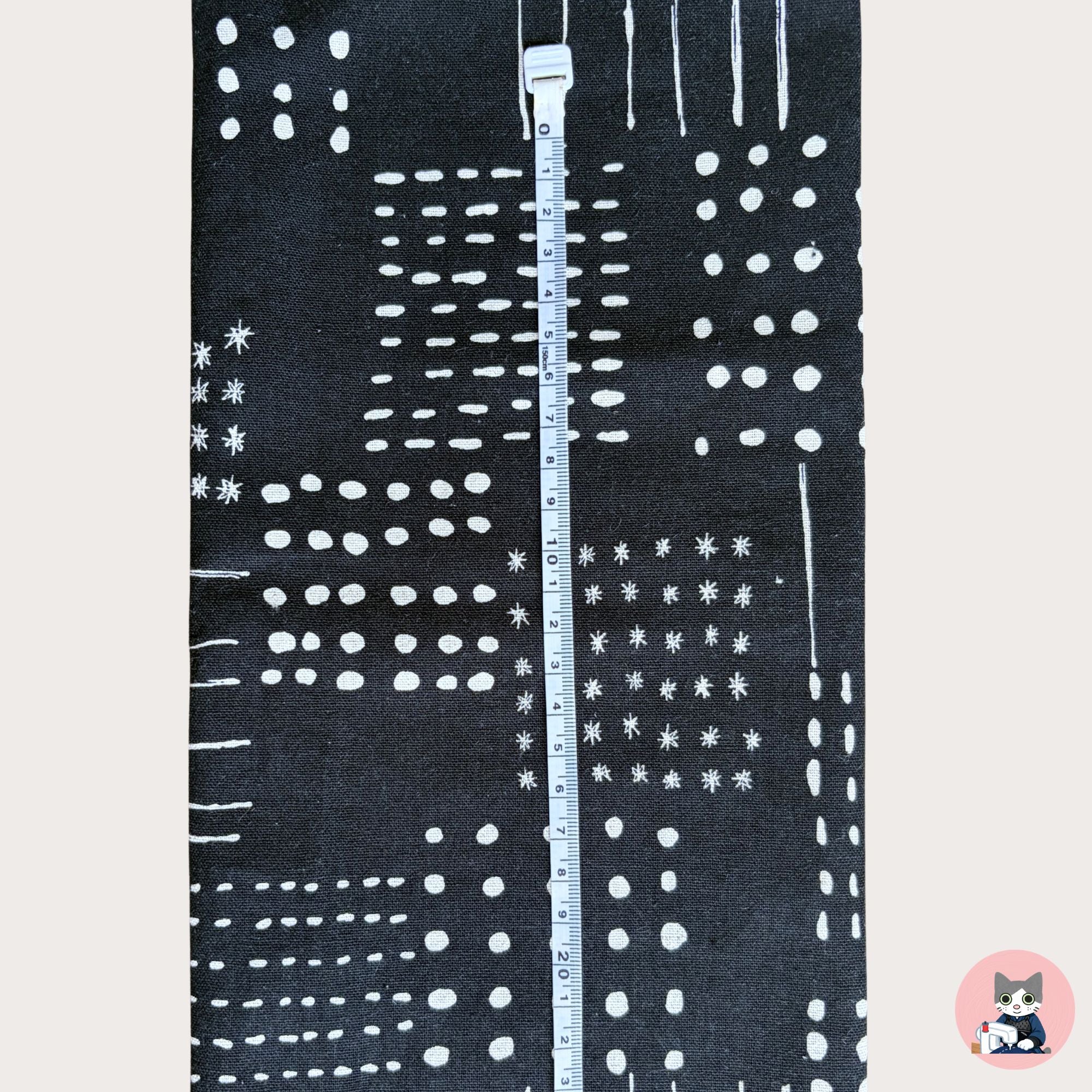 Nordic dots (Black)